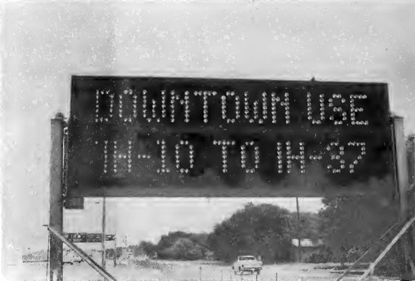 Motorist Information and Diversion System sign